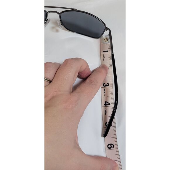 Foster Grant Polarized Silver Mirrored Aviator Sunglasses Scratch Impact Resist - Picture 7 of 8